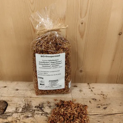 Feines Mehl und Müsli